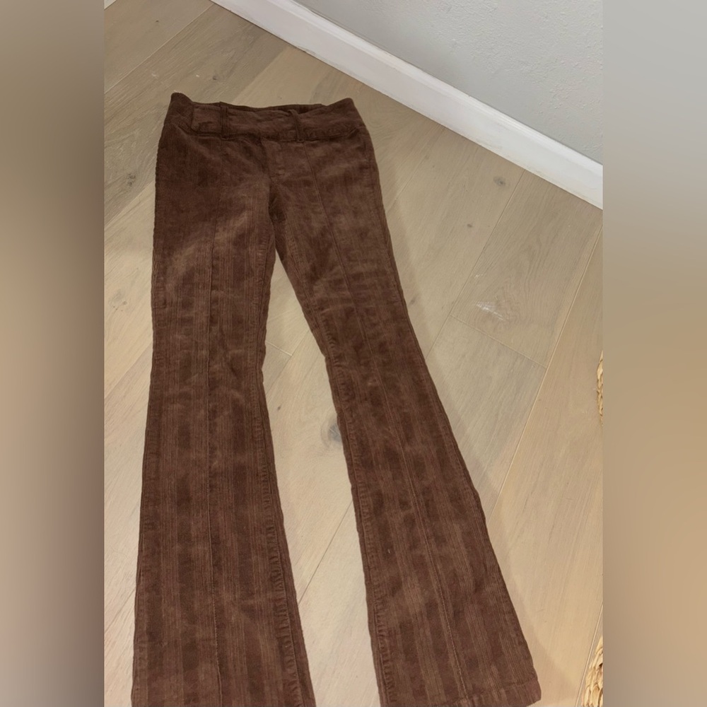 Corduroy UO flare pants 🤎🍂